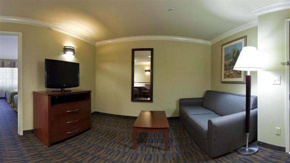 Holiday Inn Express & Suites Watsonville By Ihg Kültér fotó