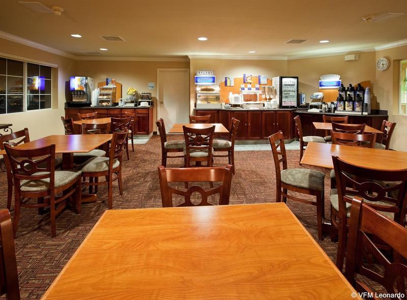 Holiday Inn Express & Suites Watsonville By Ihg Kültér fotó